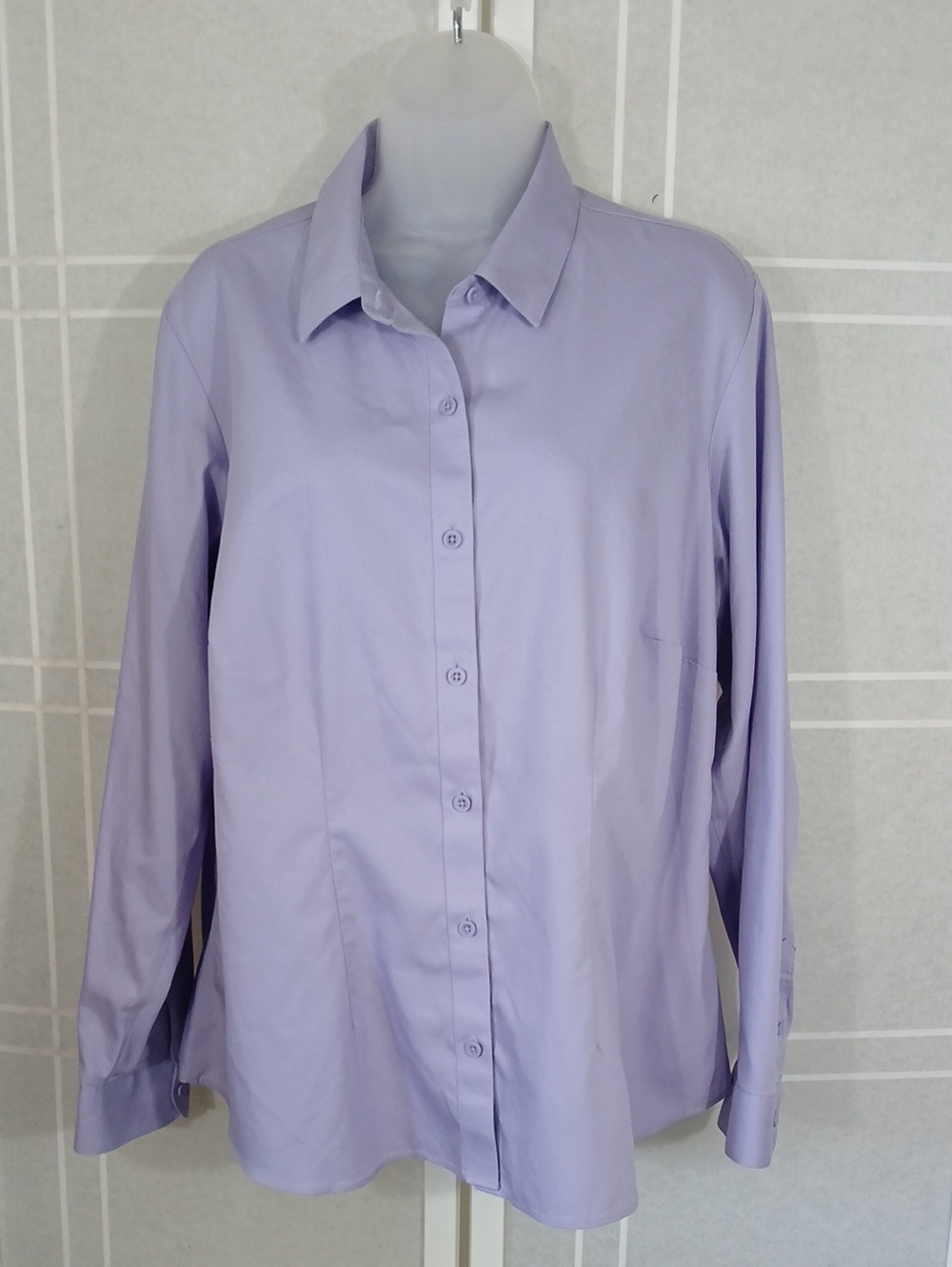 Coldwater Creek No-iron  Lavender Cotton Button-down Shirt 16